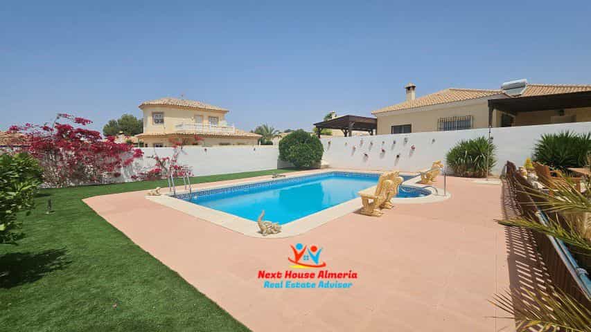 Hus i Arboleas, Andalusien 12650083