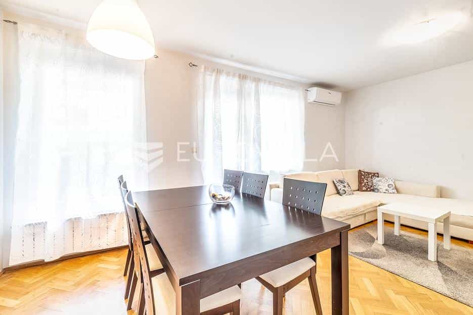 公寓 在 Zagreb,  12650507