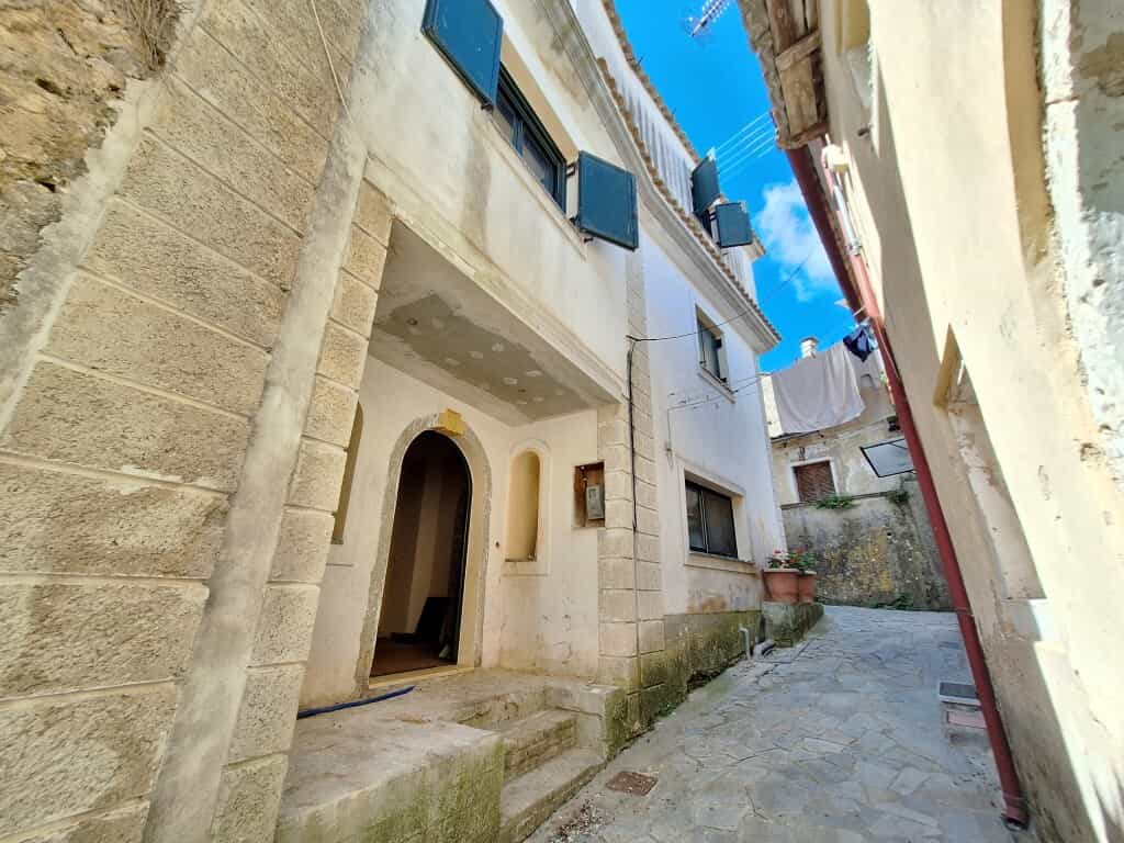 House in Kynopiastes, Ionia Nisia 12650911