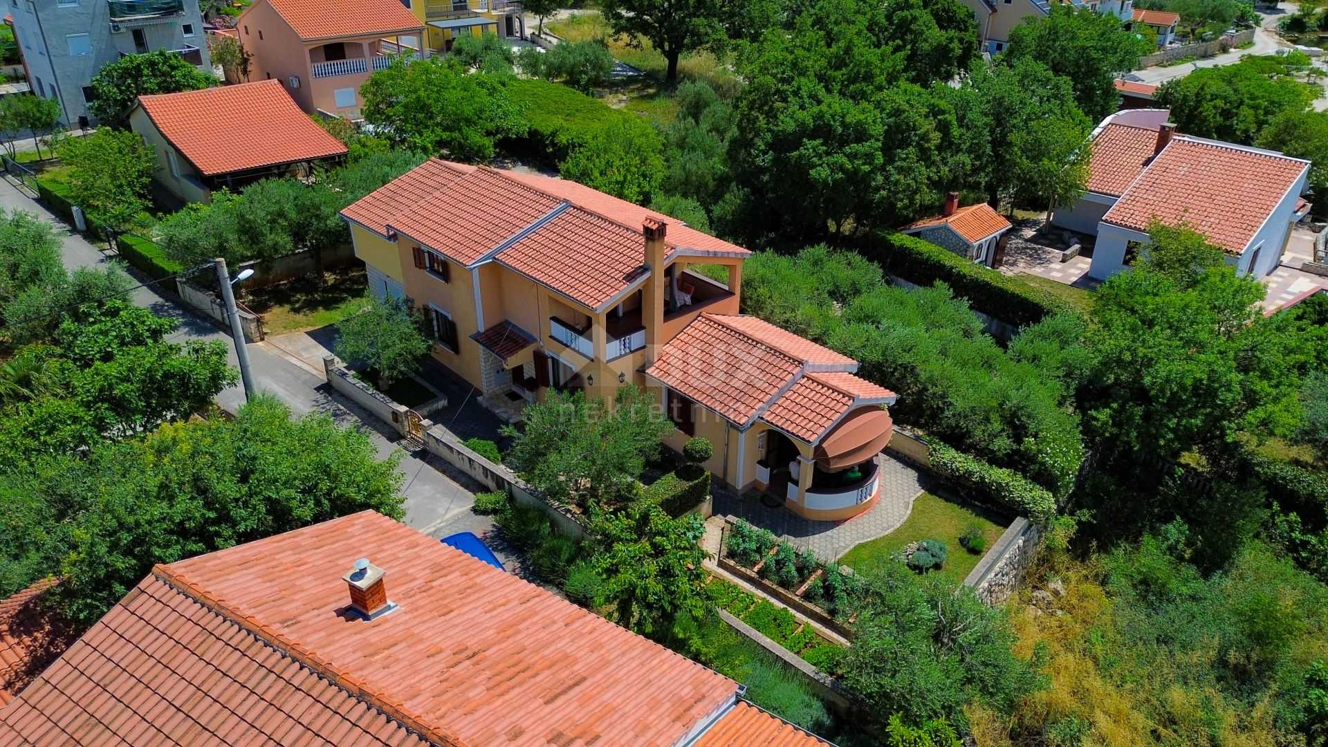 房子 在 Obrovac, Zadarska Zupanija 12651500