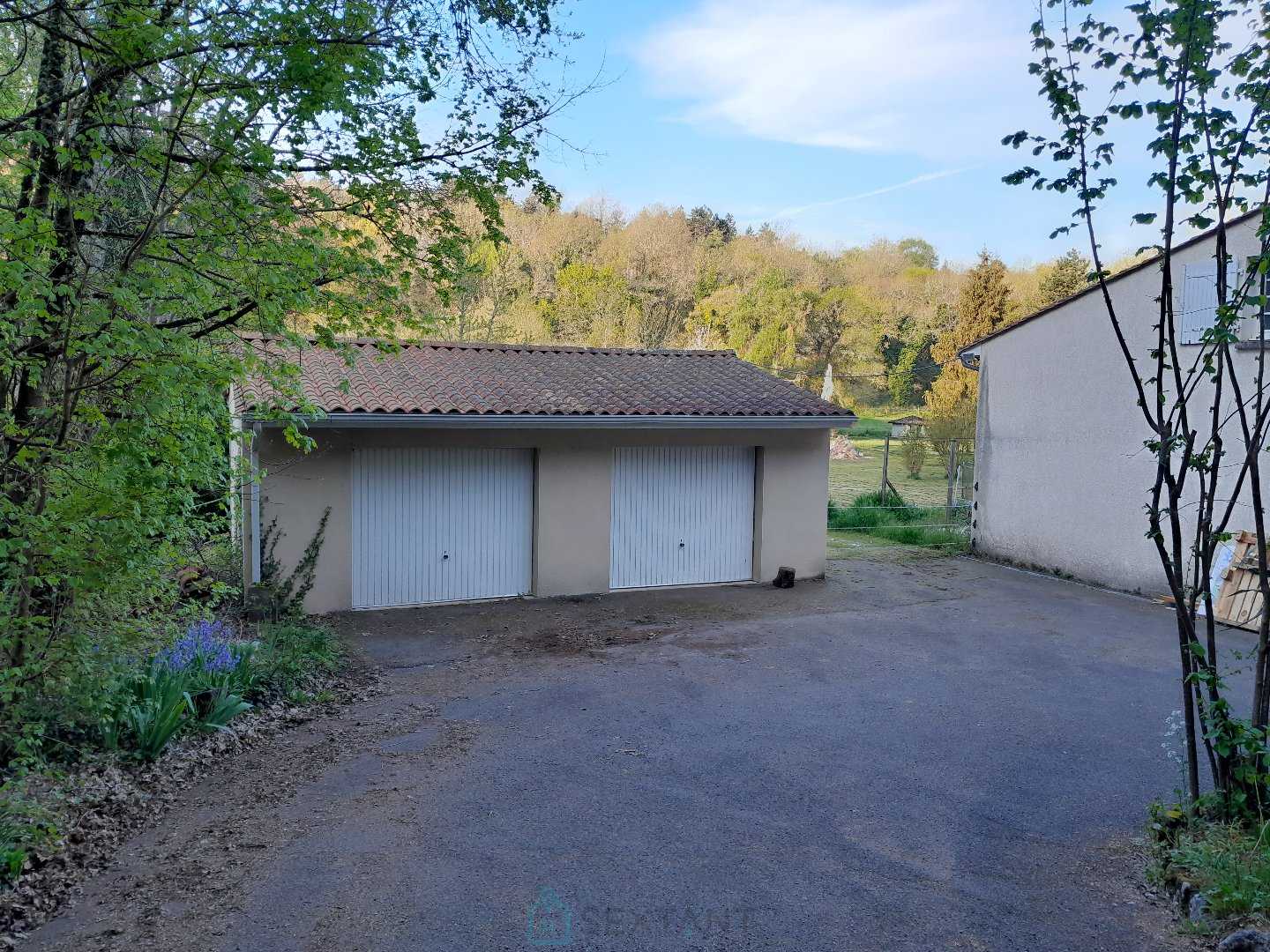 rumah dalam Magnac-sur-Touvre, Nouvelle-Aquitaine 12653343