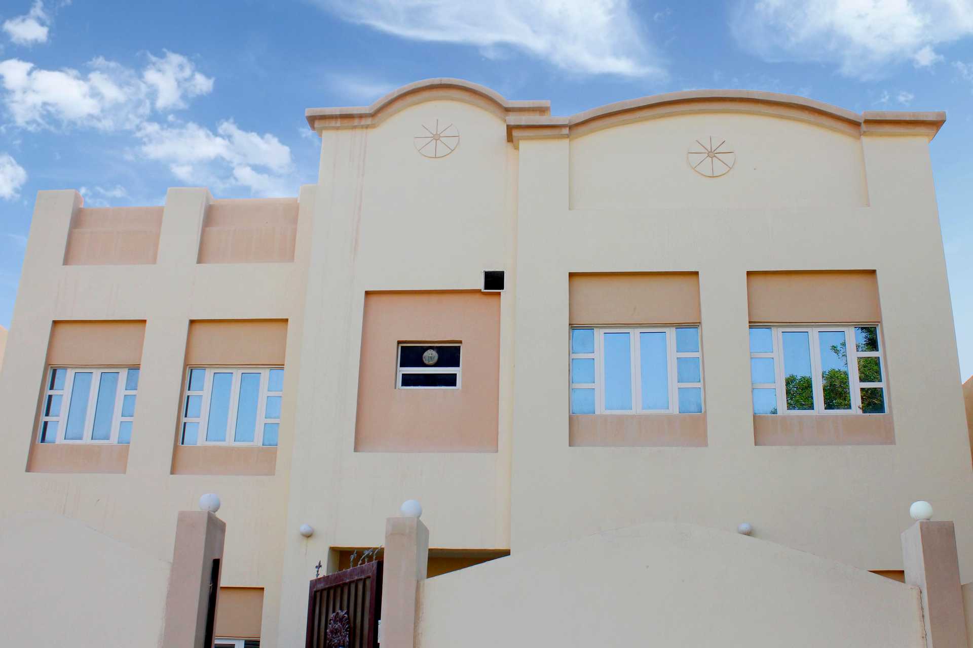 Condominium in Umm al Qubur, Umm Salal 12654151