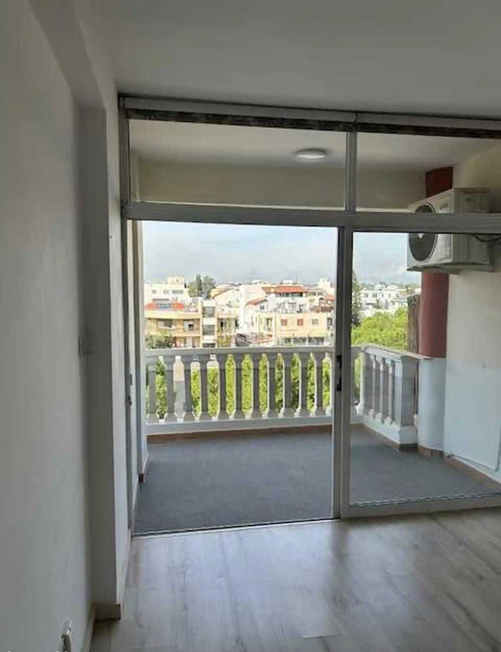 Condominium in Egkomi, Nicosia 12659365