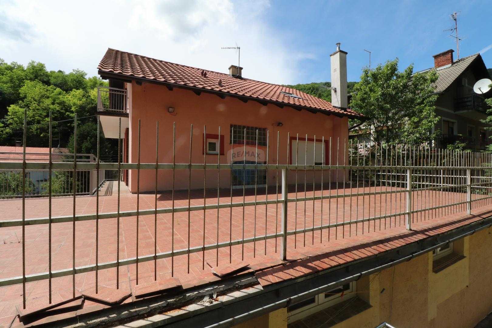 House in Stenjevec, Zagreb, Grad 12660474