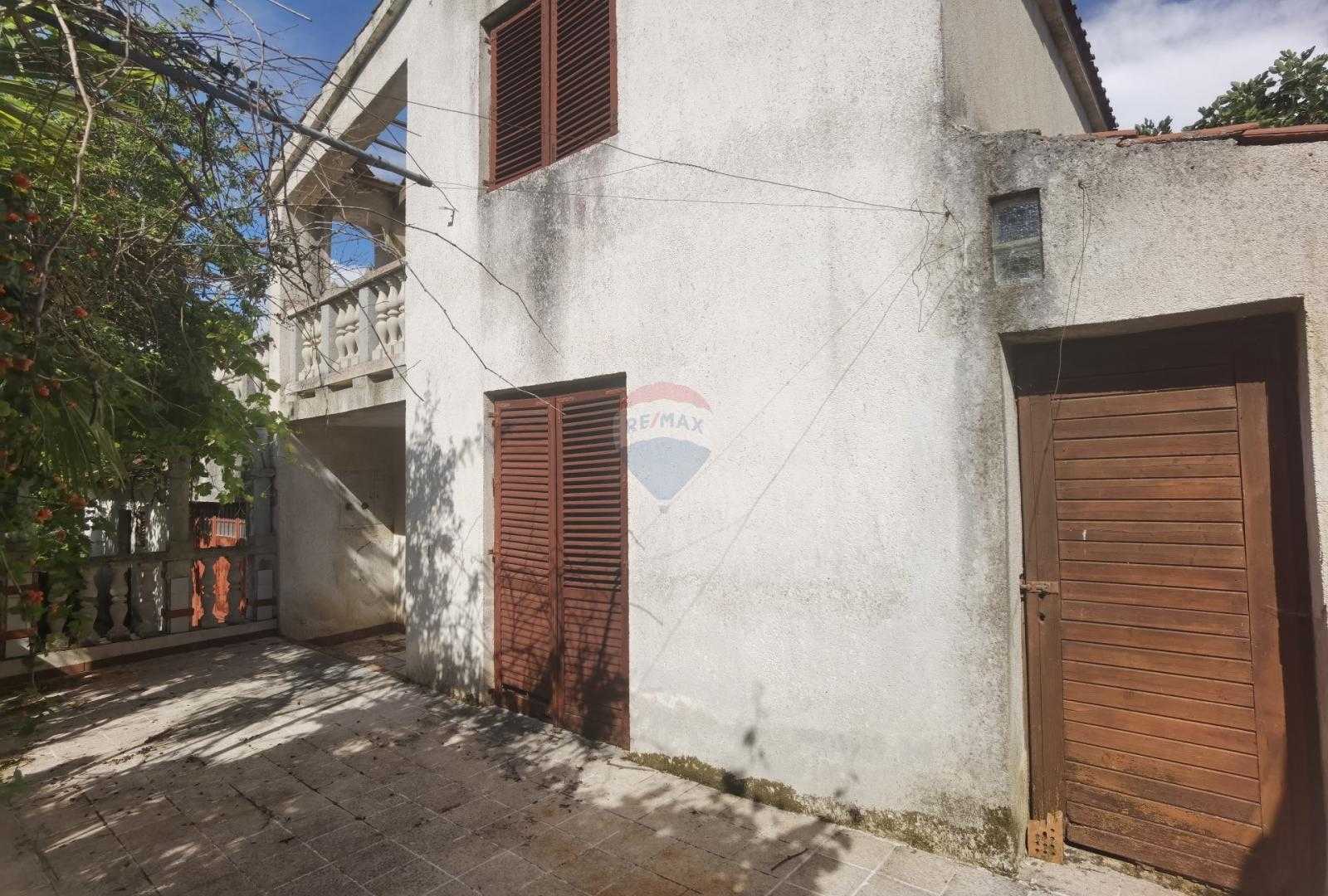 Rumah di Sveti Lovrec Pazenaticki, Istarska Zupanija 12660541