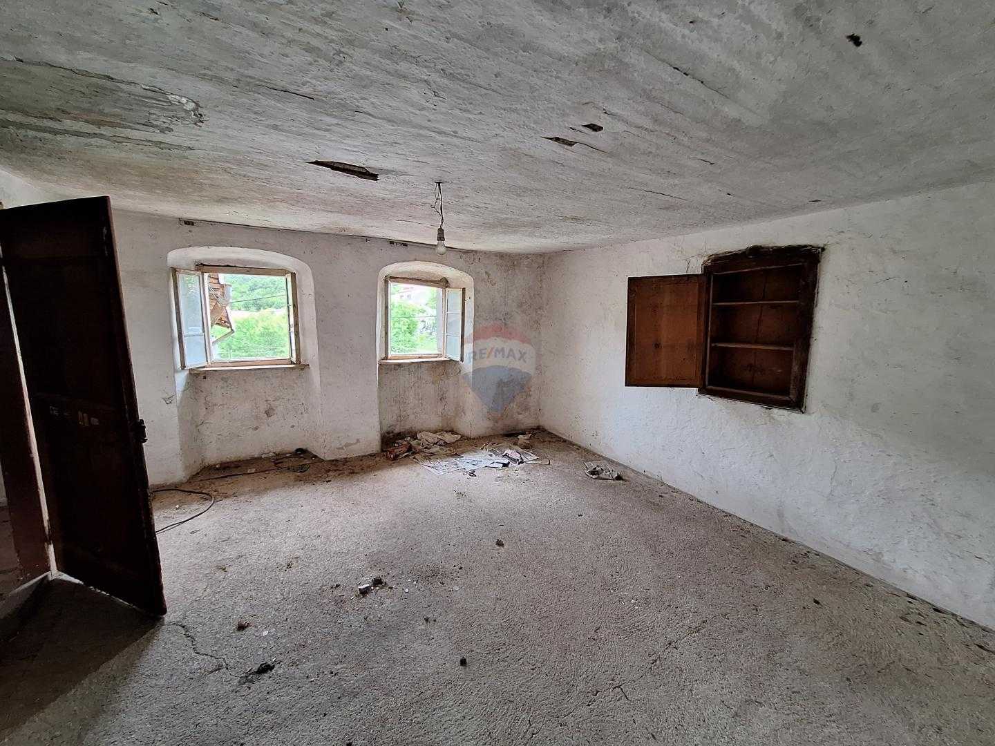 casa en Matulji, Primorsko-Goranska Županija 12660579