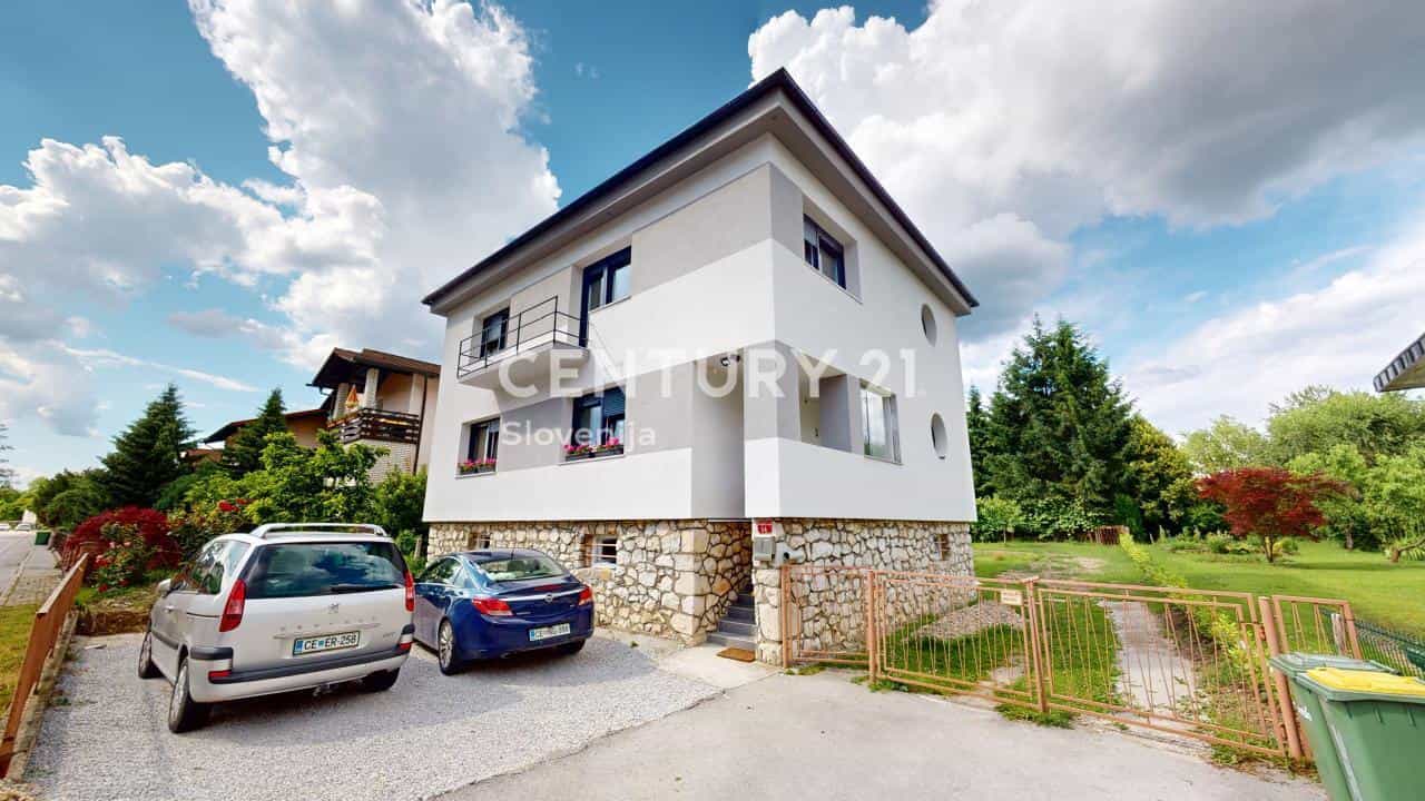 House in Celje, Celje 12661072