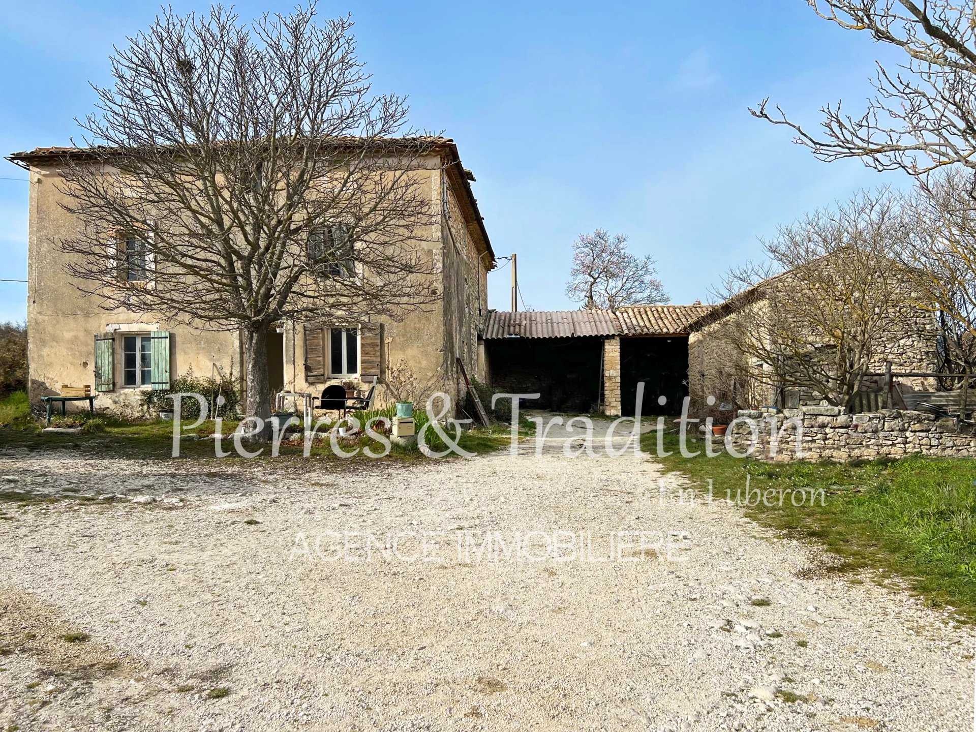 Rumah di mur, Provence-Alpes-Cote d'Azur 12664573