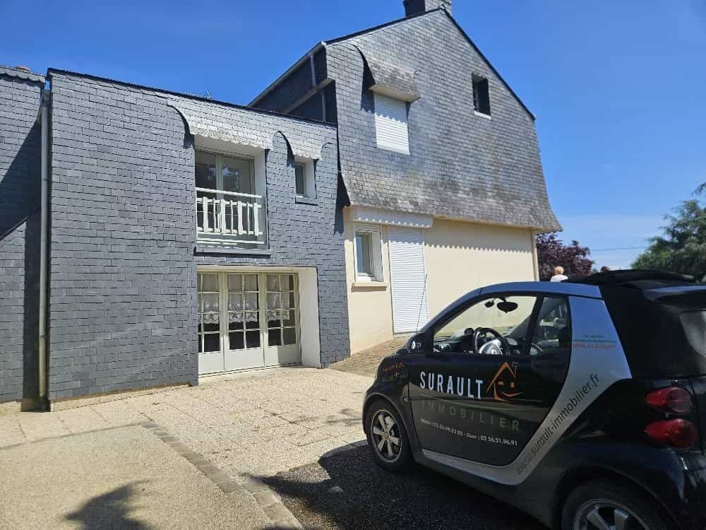 House in Guer, Morbihan 12664711
