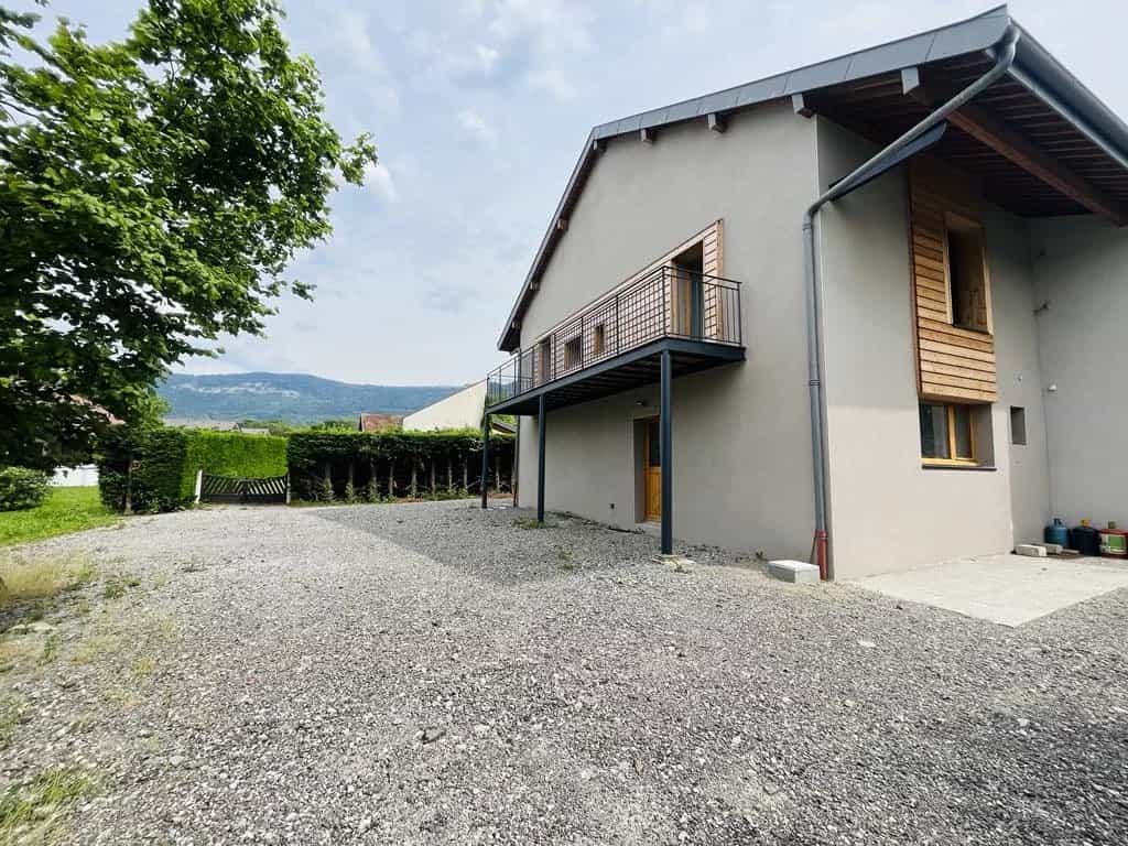 Talo sisään Neydens, Haute-Savoie 12665343