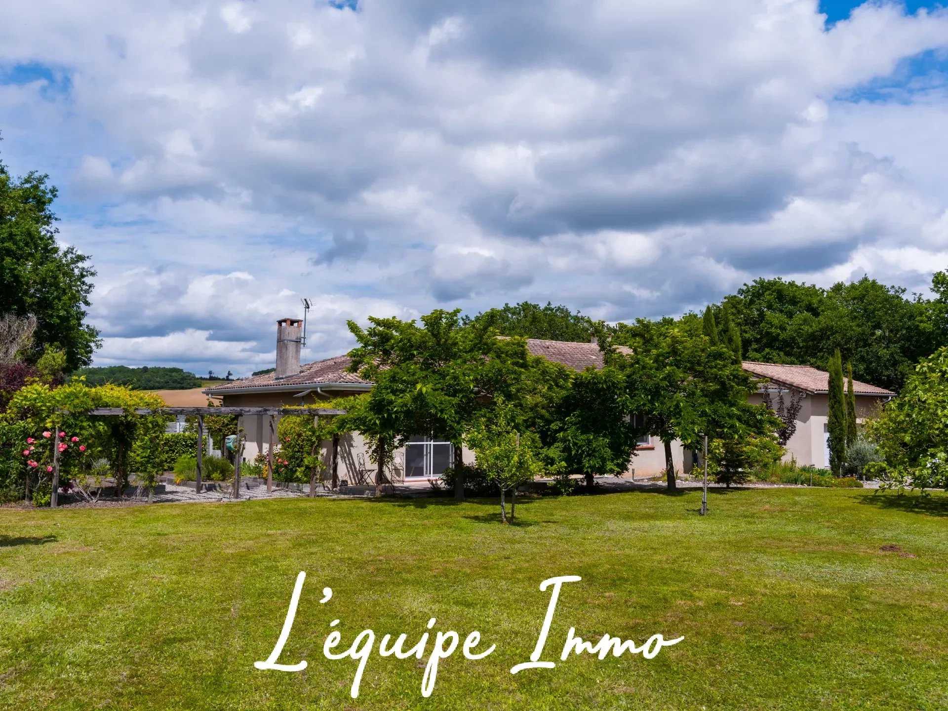 casa no L'Isle-Jourdain, Occitanie 12665417