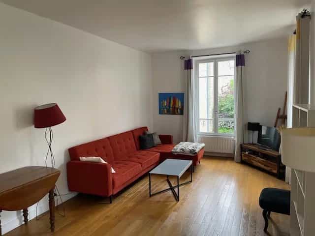 Condominium in Saint-Germain-en-Laye, Ile-de-France 12665579
