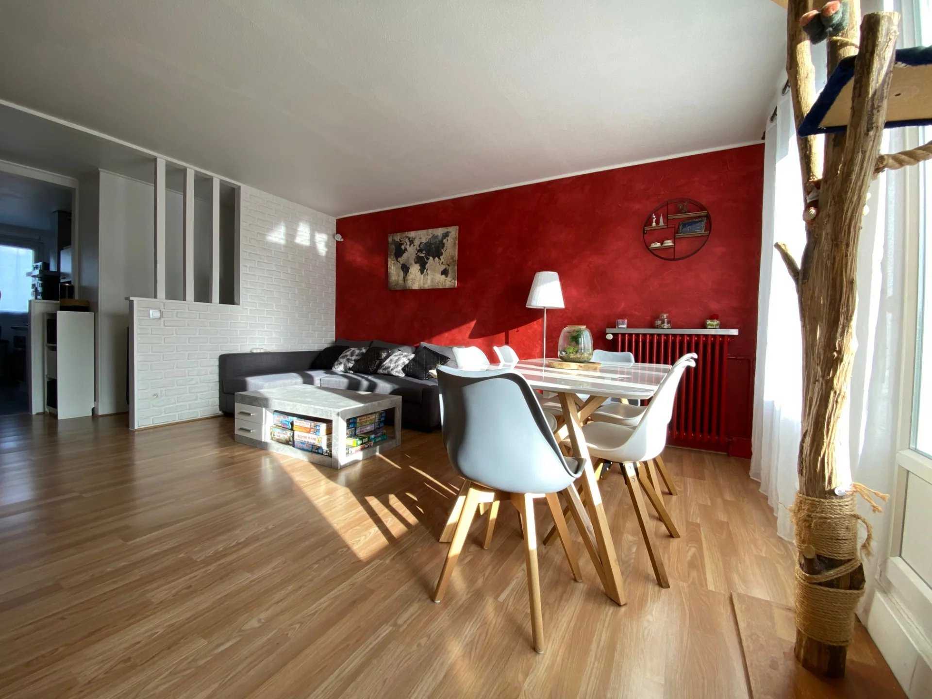 公寓 在 Le Plessis-Trévise, Val-de-Marne 12665854