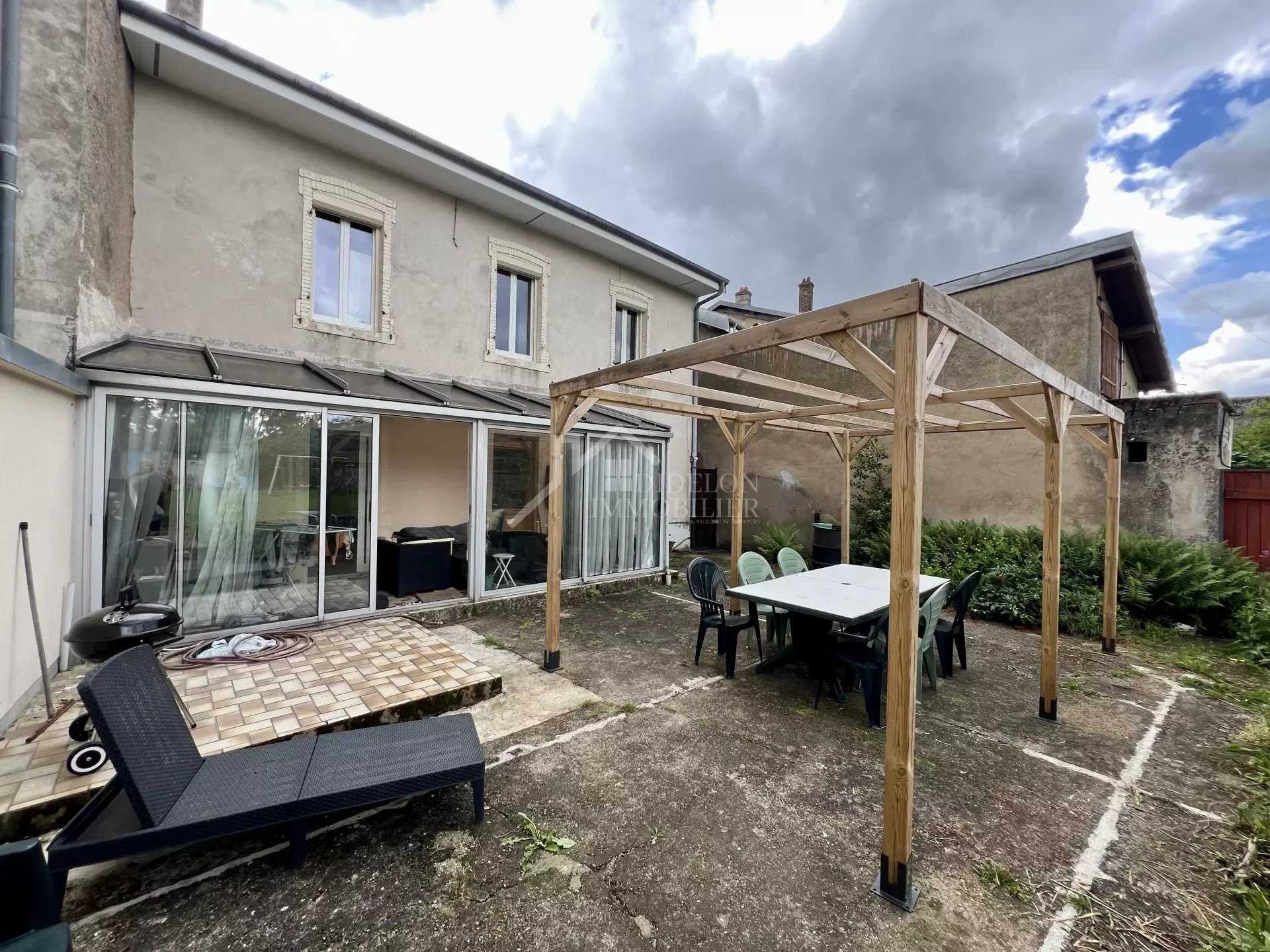 Rumah di Pagny-sur-Moselle, Meurthe-et-Moselle 12666453
