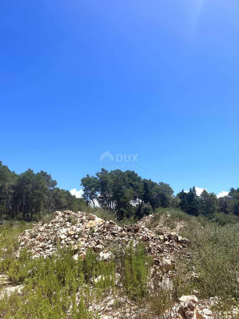 Tanah dalam Diklo, Zadarska Zupanija 12666625
