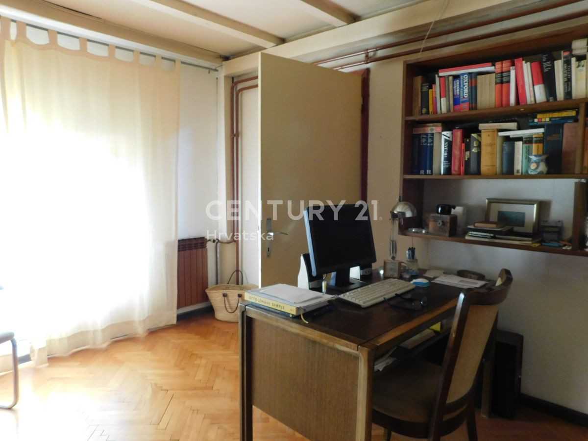 公寓 在 Zagreb, Grad Zagreb 12667239