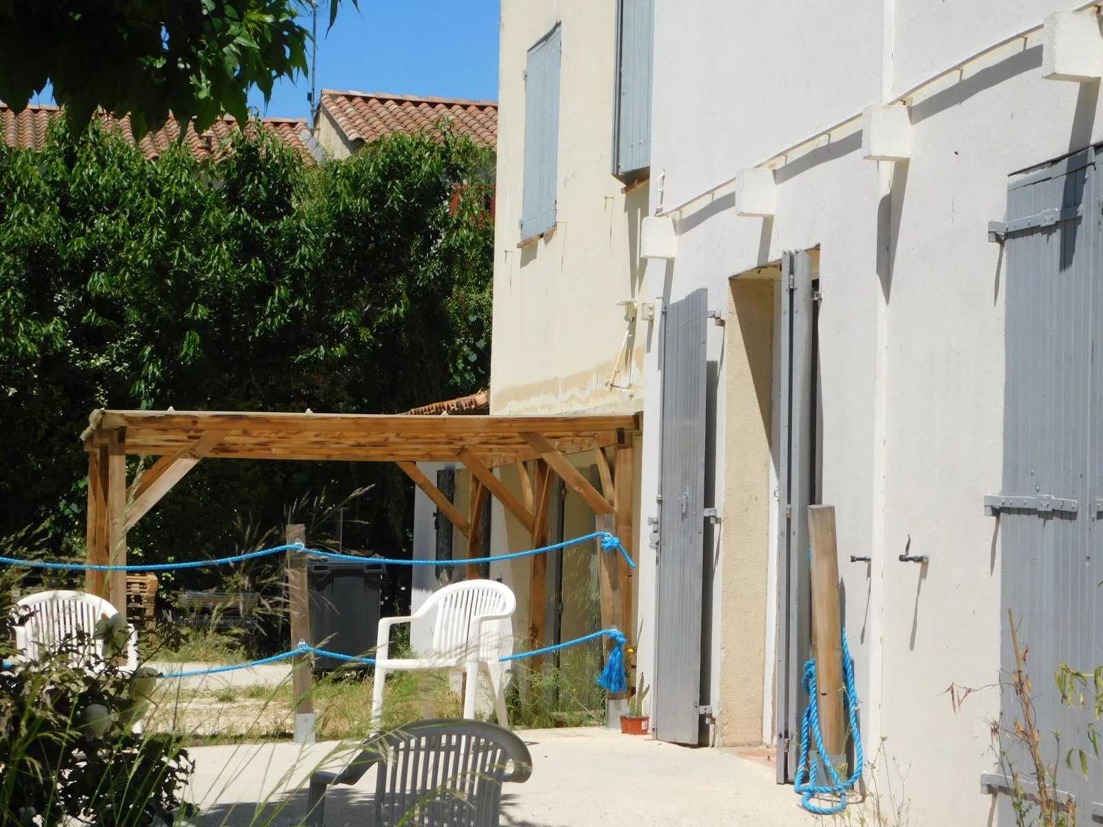 Dom w Arles, Bouches-du-Rhône 12667630