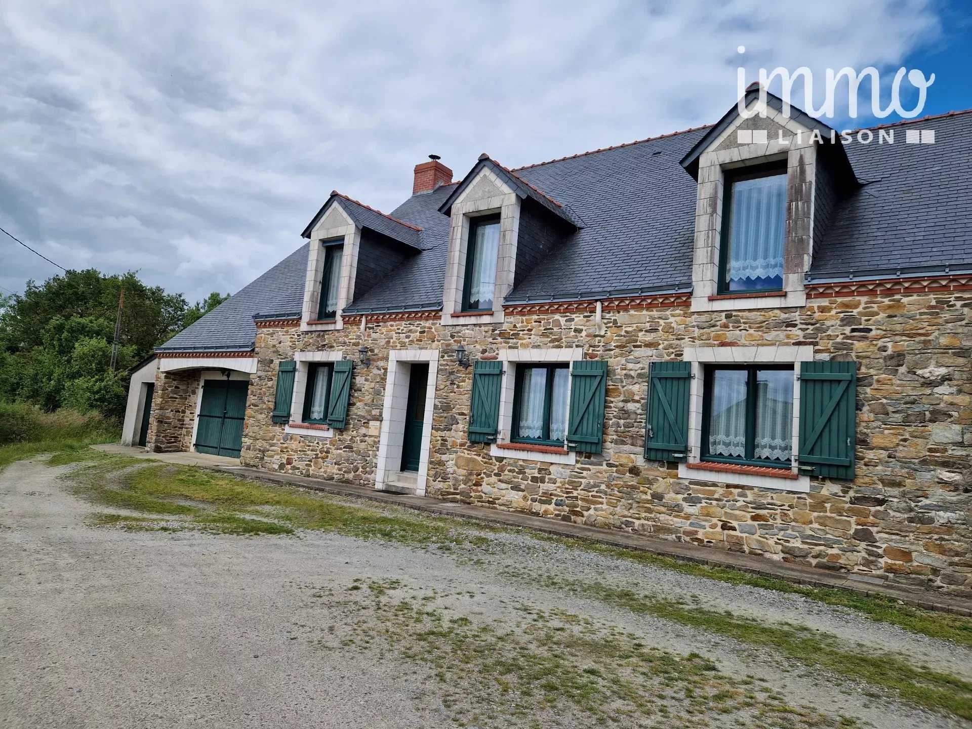 Huis in Nort-sur-Erdre, Pays de la Loire 12667742