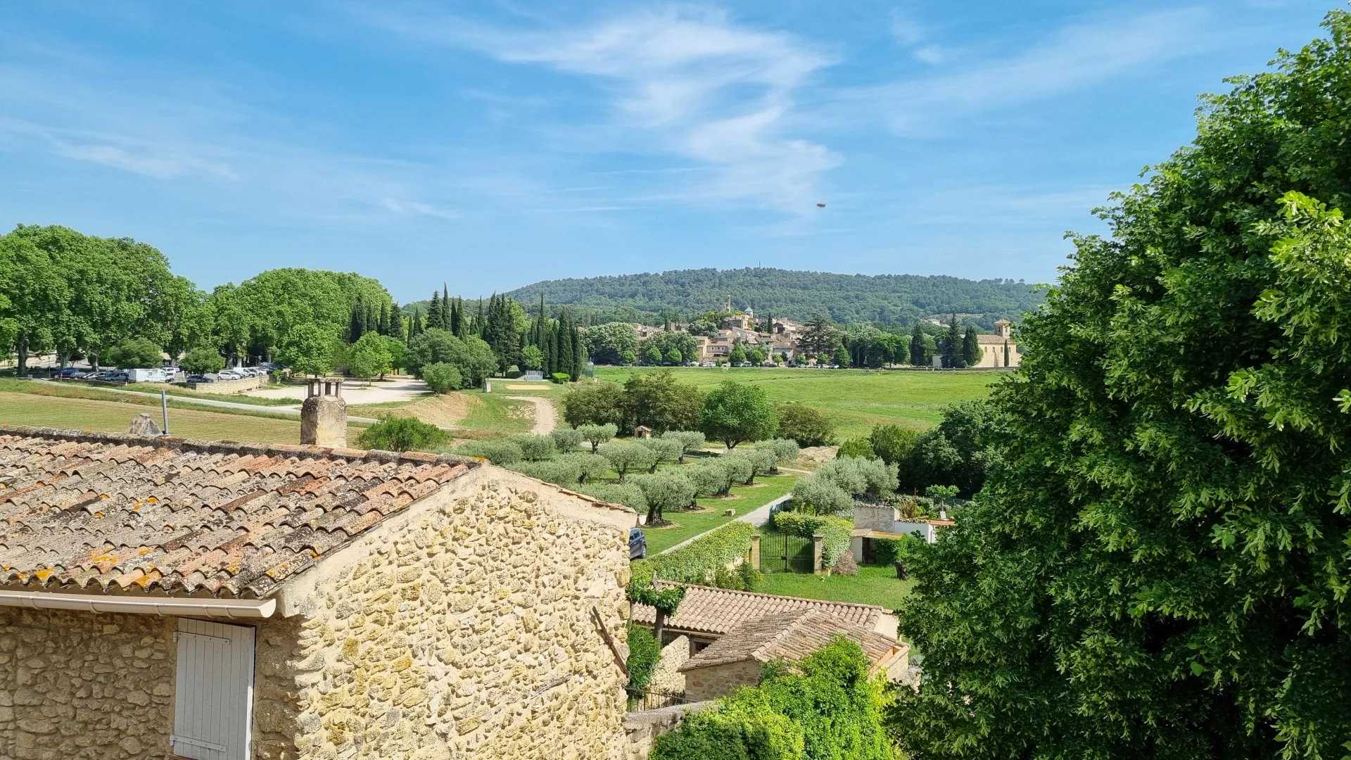 Hus i Lourmarin, Provence-Alpes-Cote d'Azur 12668513