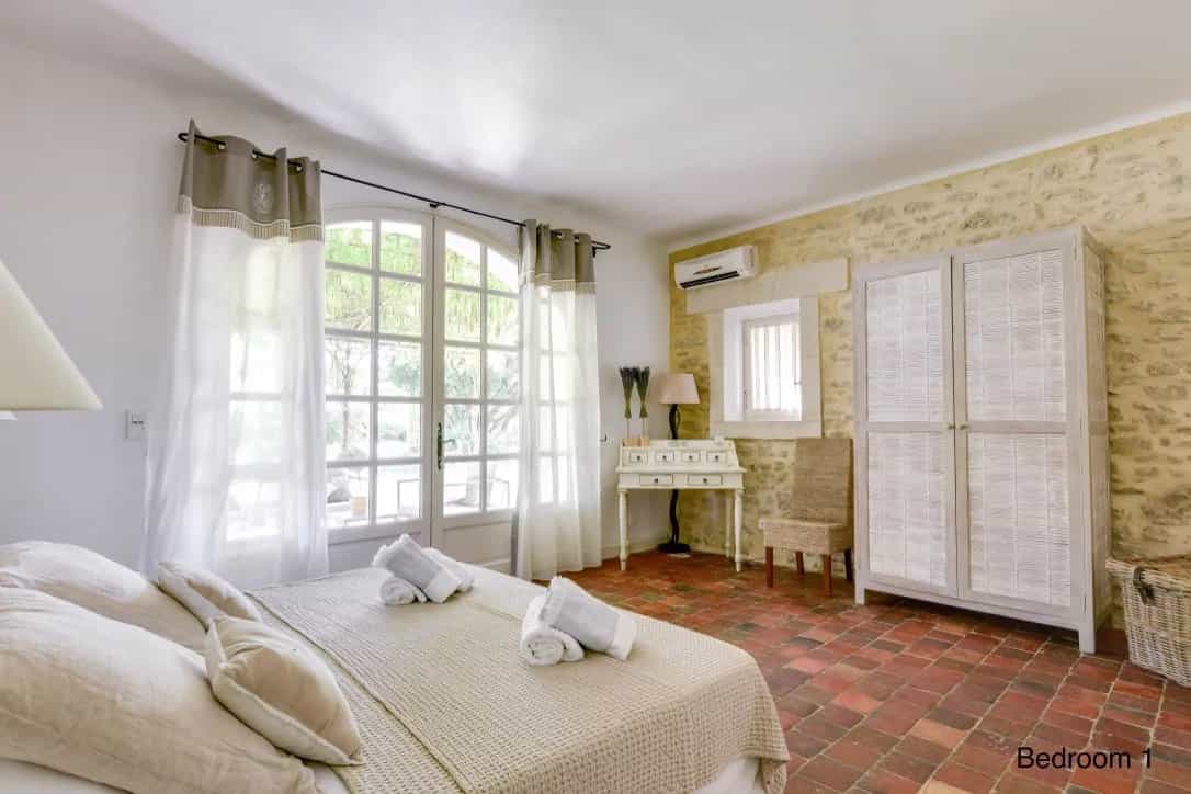 casa en Saint-Rémy-de-Provence, Bouches-du-Rhône 12668517
