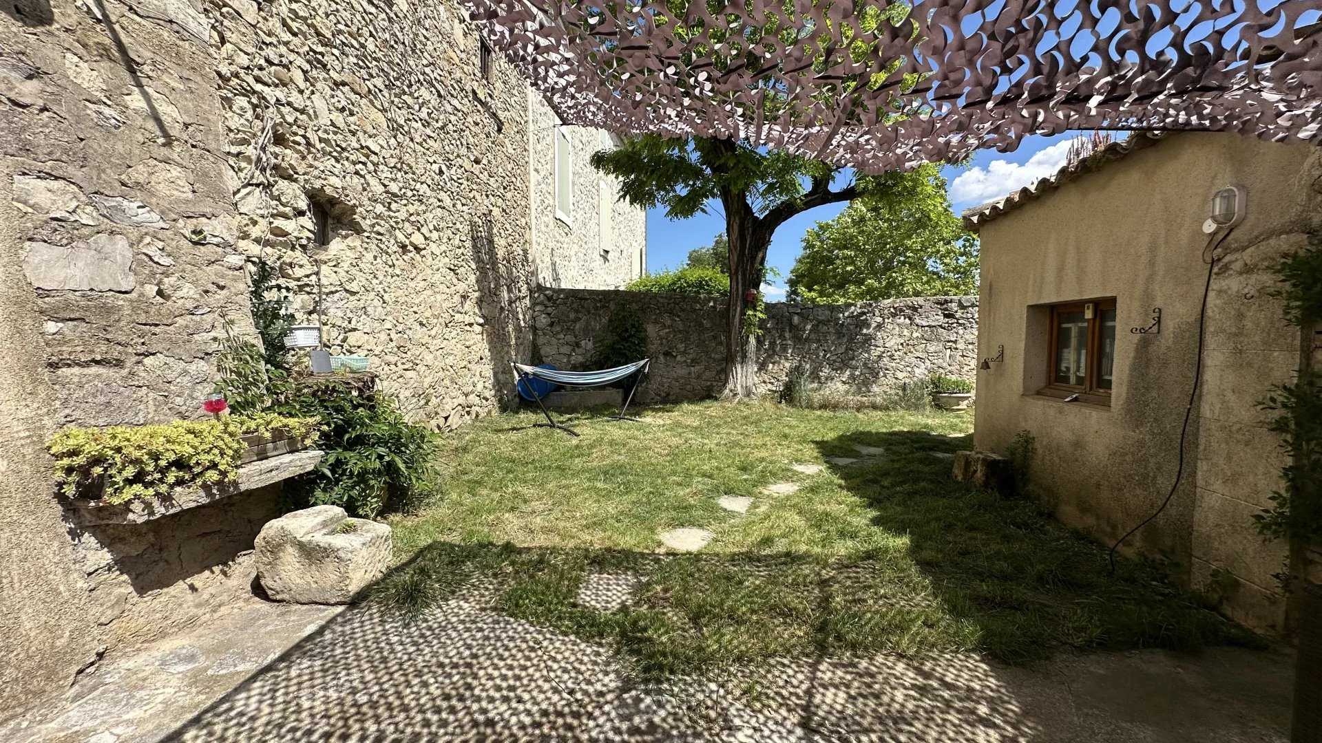 Rumah di Merindol, Provence-Alpes-Cote d'Azur 12668521