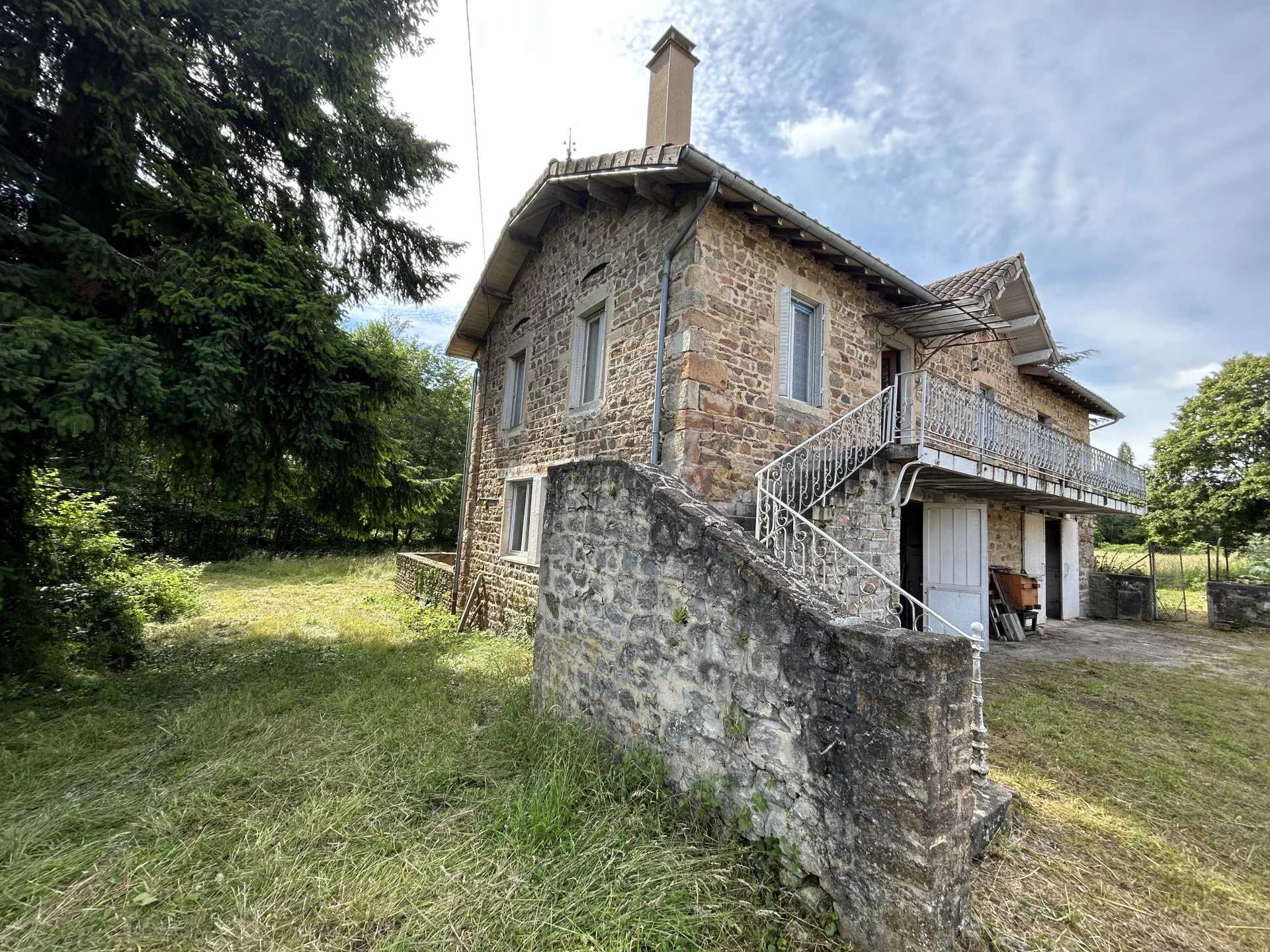 House in Serrieres, Bourgogne-Franche-Comte 12671633