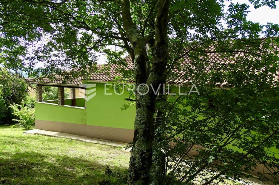 Huis in Cavle, Primorsko-Goranska Zupanija 12674001