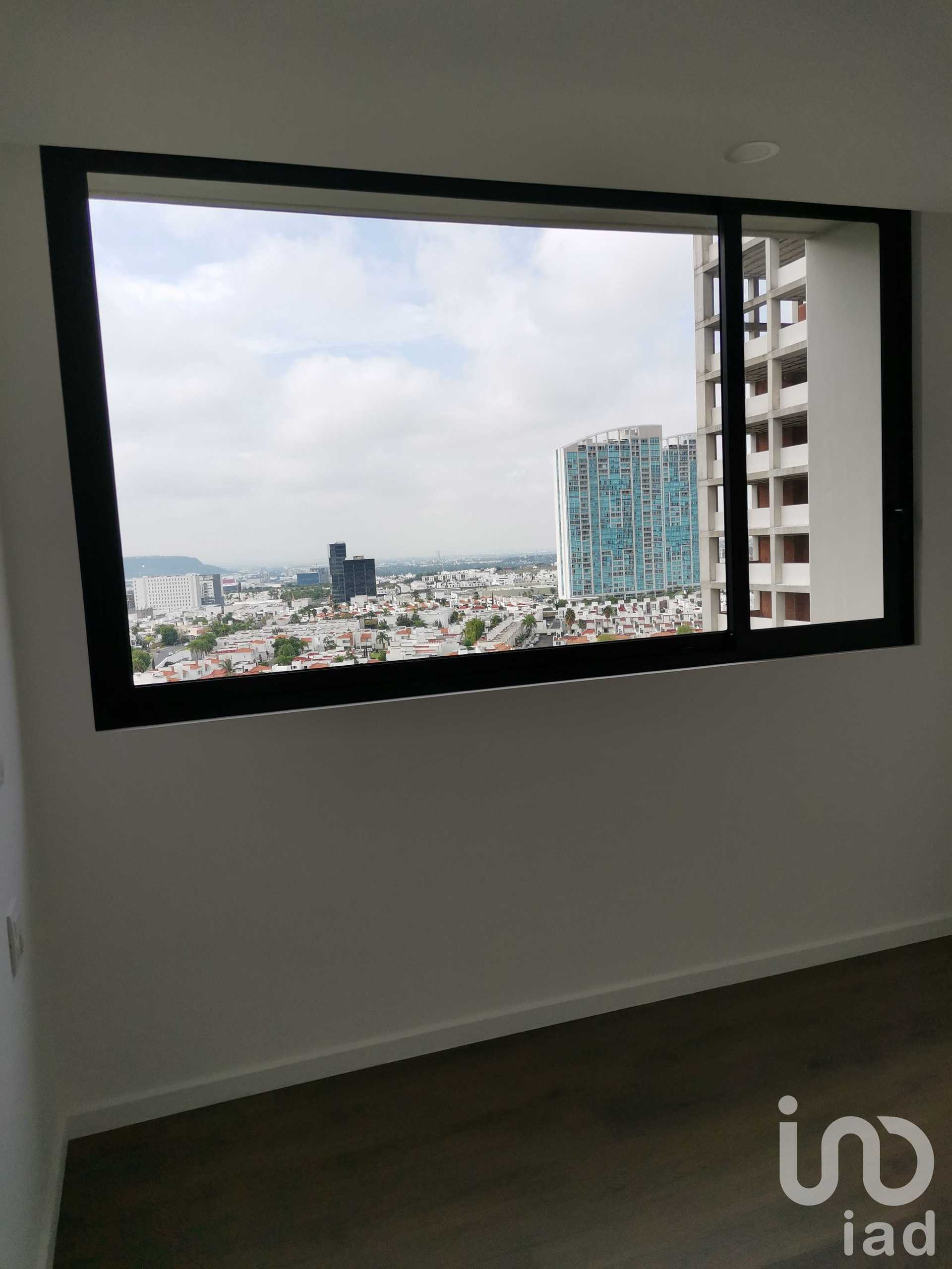 Condominium in Juriquilla, Querétaro 12676711