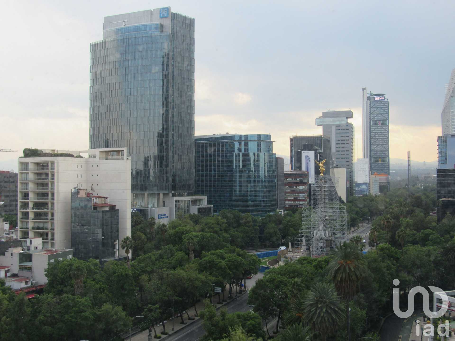 办公室 在 Cuauhtemoc, Ciudad de Mexico 12676958