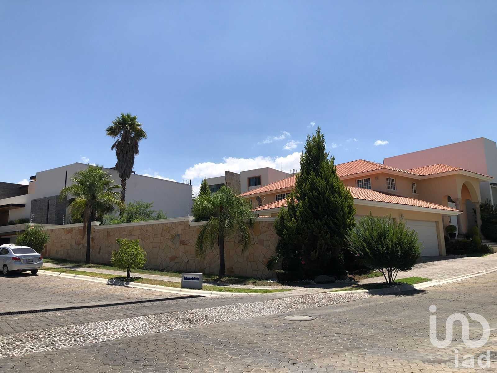House in Colonia la Carmelita, Puebla 12677813