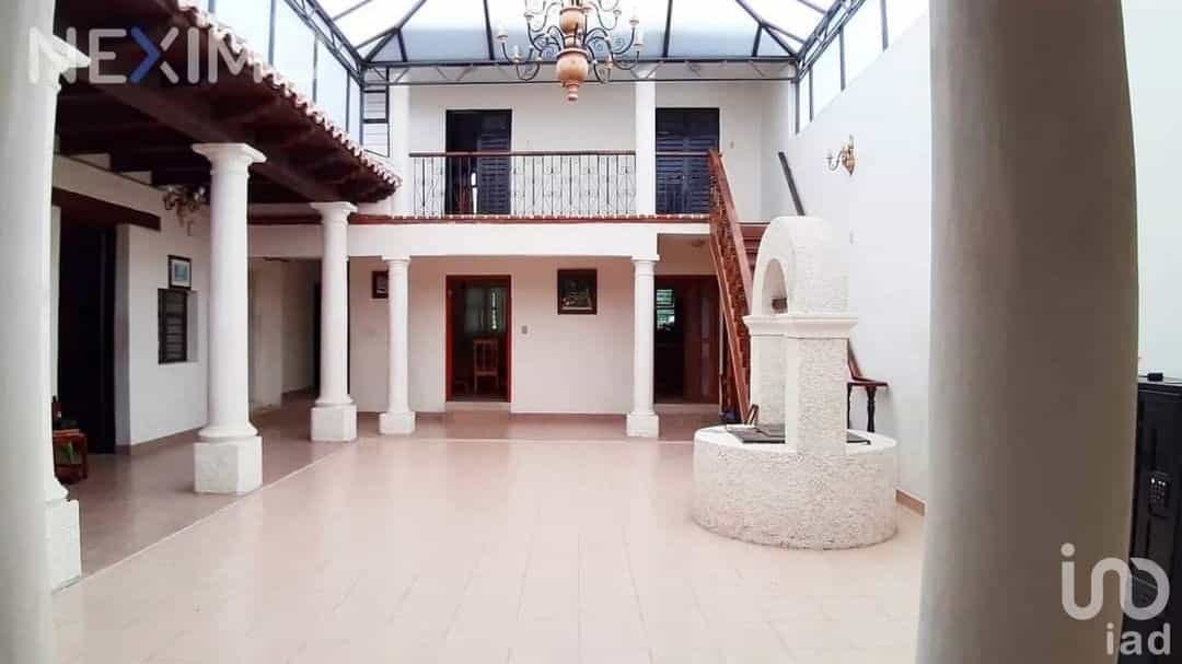 rumah dalam San Cristobal, Chiapas 12677887