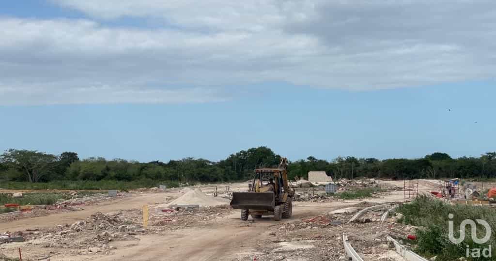 ארץ ב Sitpach, Yucatán 12678861
