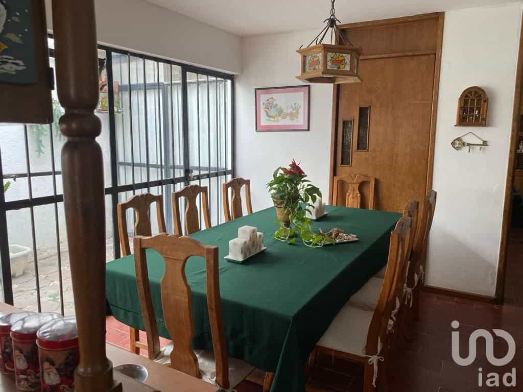 Будинок в Irapuato, Guanajuato 12678904