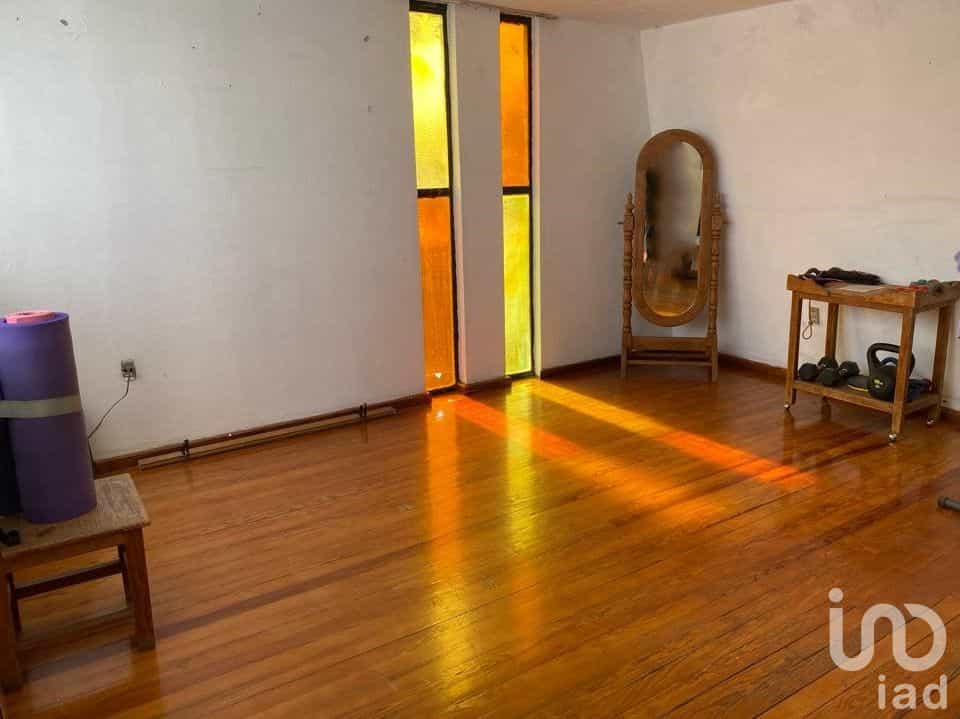 بيت في Irapuato, Guanajuato 12678904