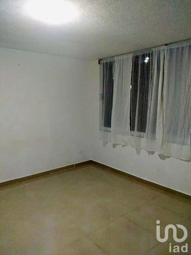 公寓 在 Ciudad López Mateos, Estado de México 12679844