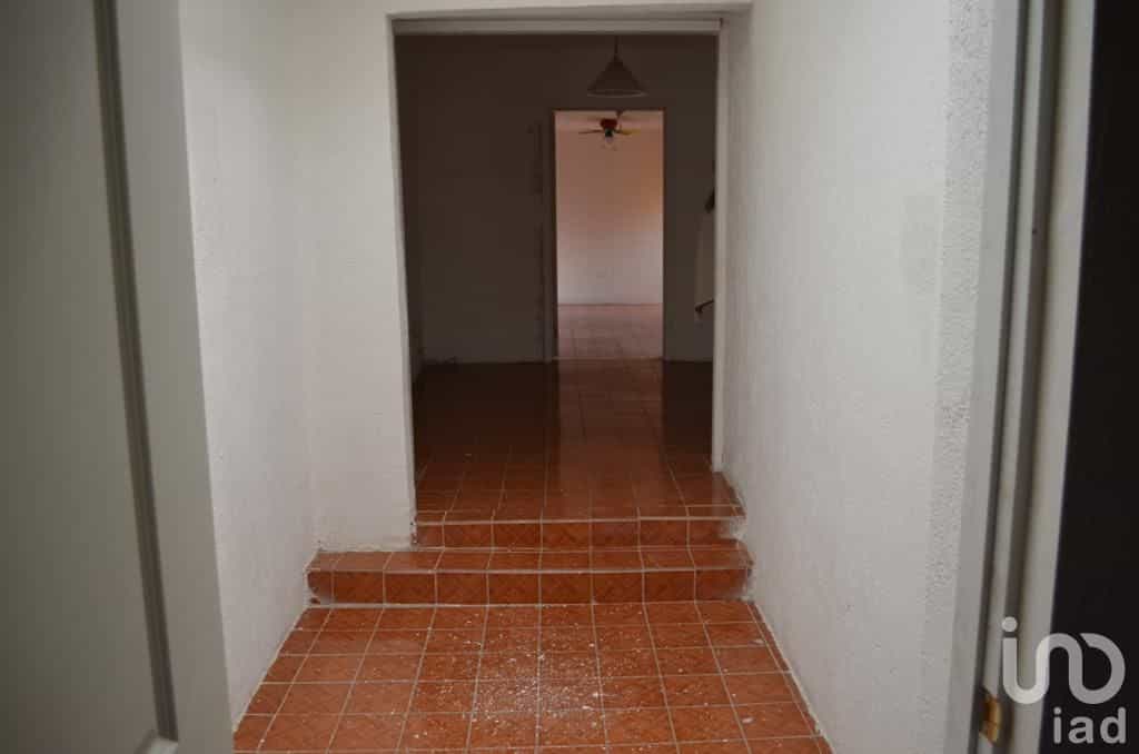 rumah dalam Manuel F. Martinez, Chihuahua 12680100