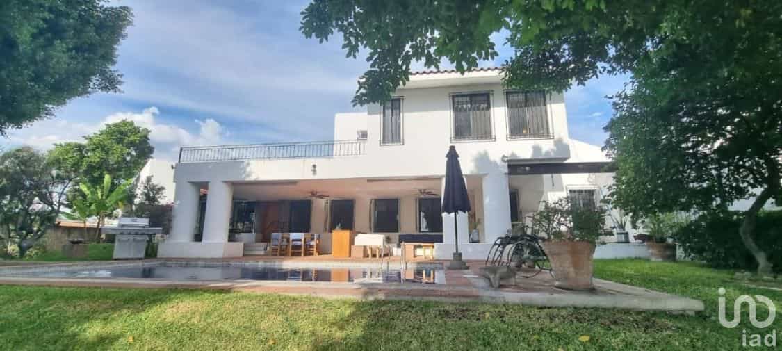 Dom w Alpuyeca, Morelos 12682209