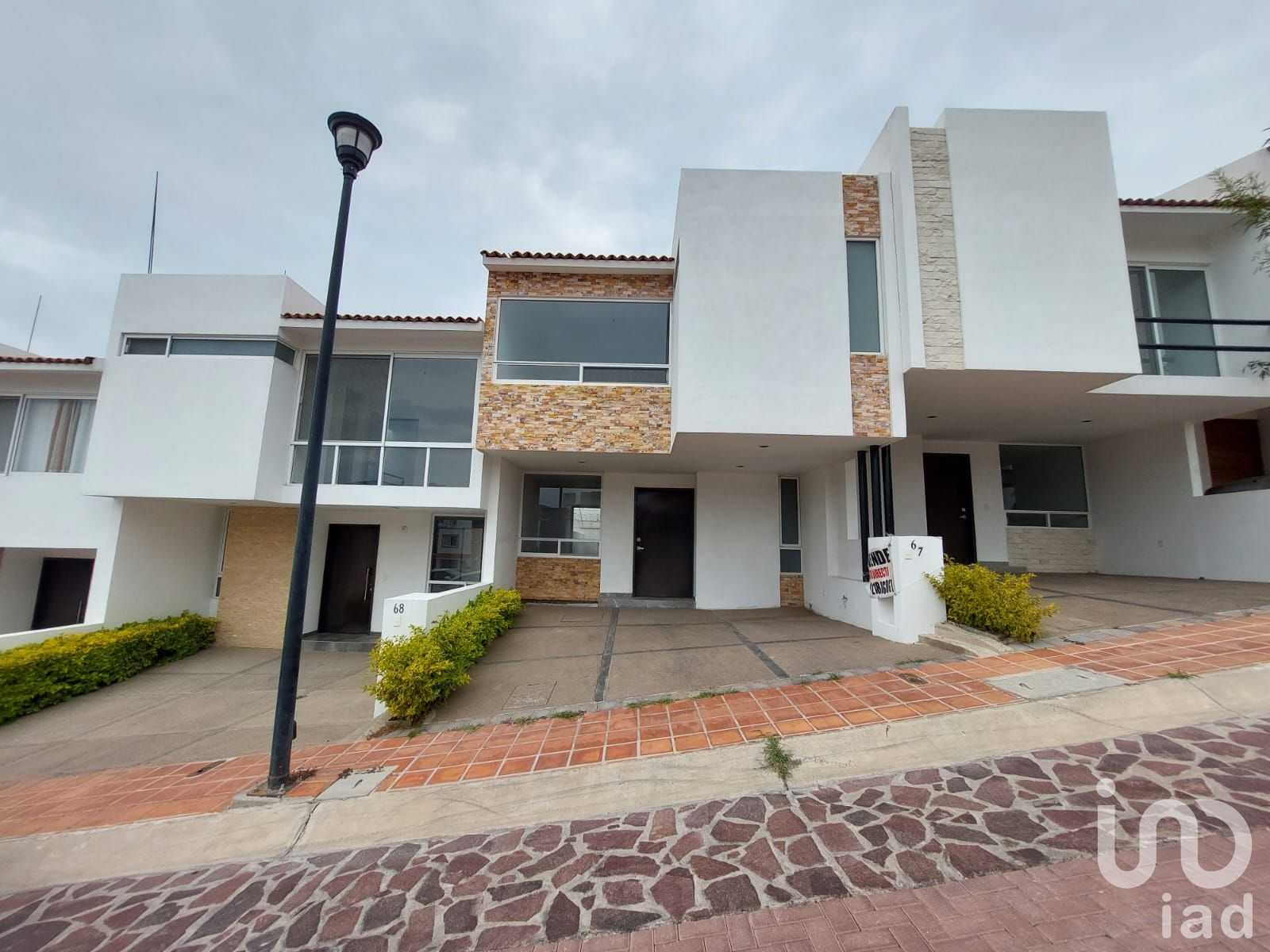 жилой дом в Los Olvera, Керетаро 12682574