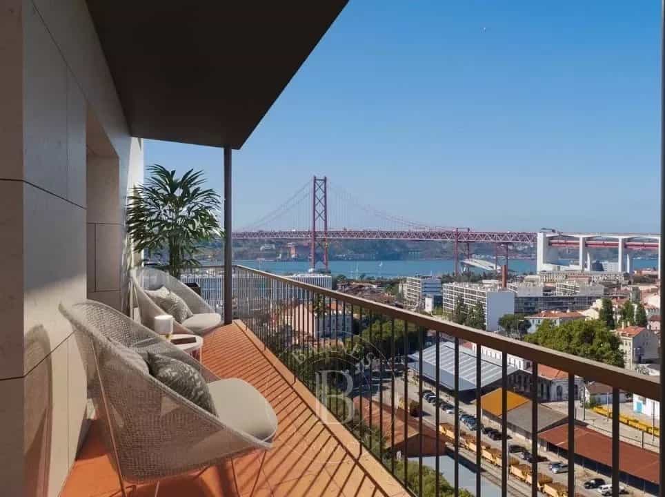公寓 在 Lisboa, Lisboa 12684371