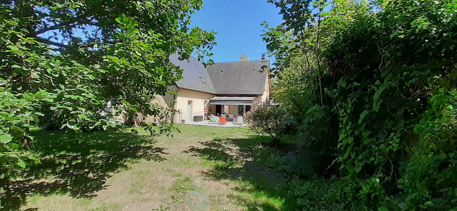 House in Pont-l'Eveque, Normandie 12685519