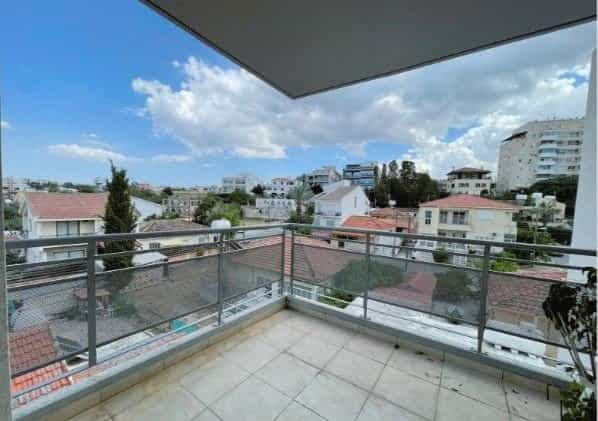 Condominium dans Aglantzia, Nicosia 12691516