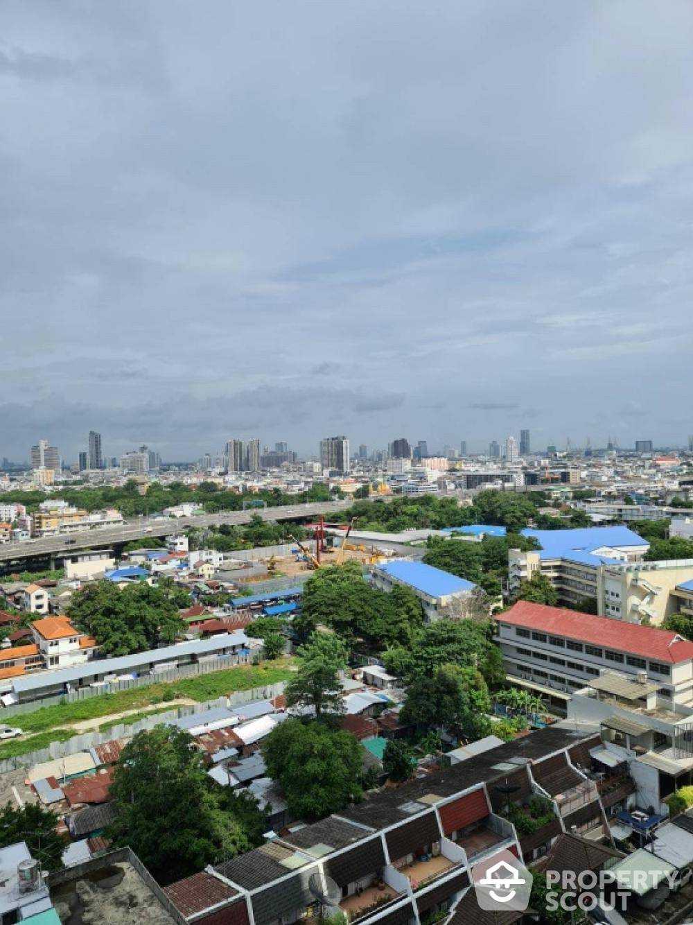 Kondominium di Sathon, Krung Thep Maha Nakhon 12693118