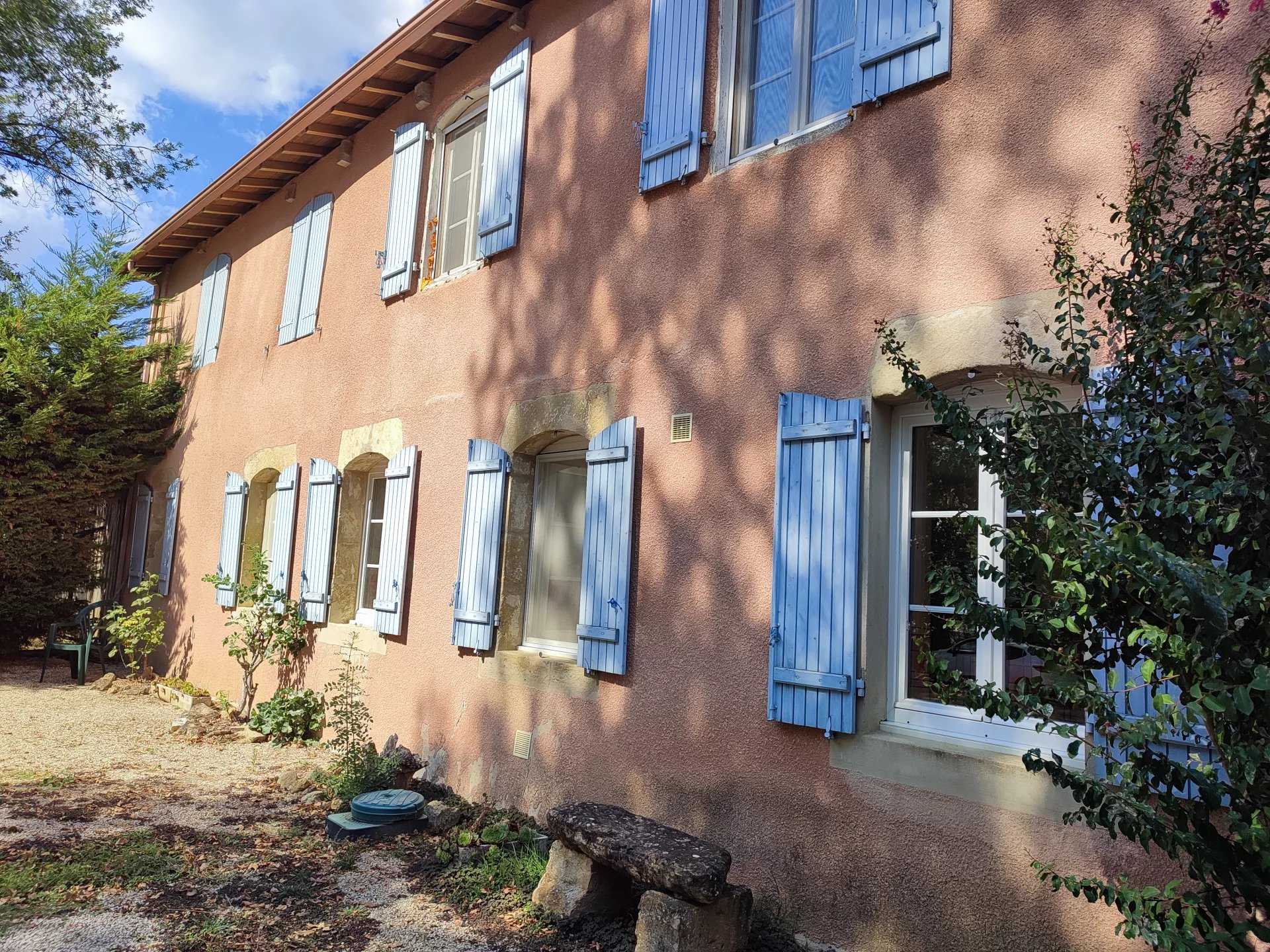 Hus i Auch, Occitanie 12695553
