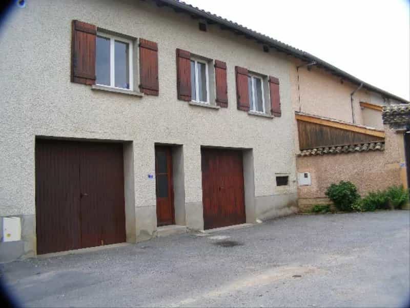 Condominium in Romaneche-Thorins, Bourgogne-Franche-Comte 12695599