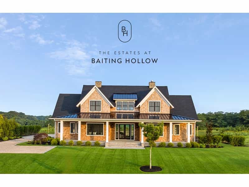 House in Baiting Hollow, New York 12697176