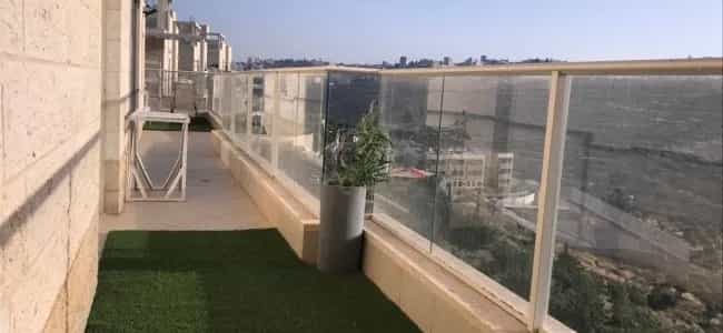 Condominium in Jerusalem, Jerusalem 9946598