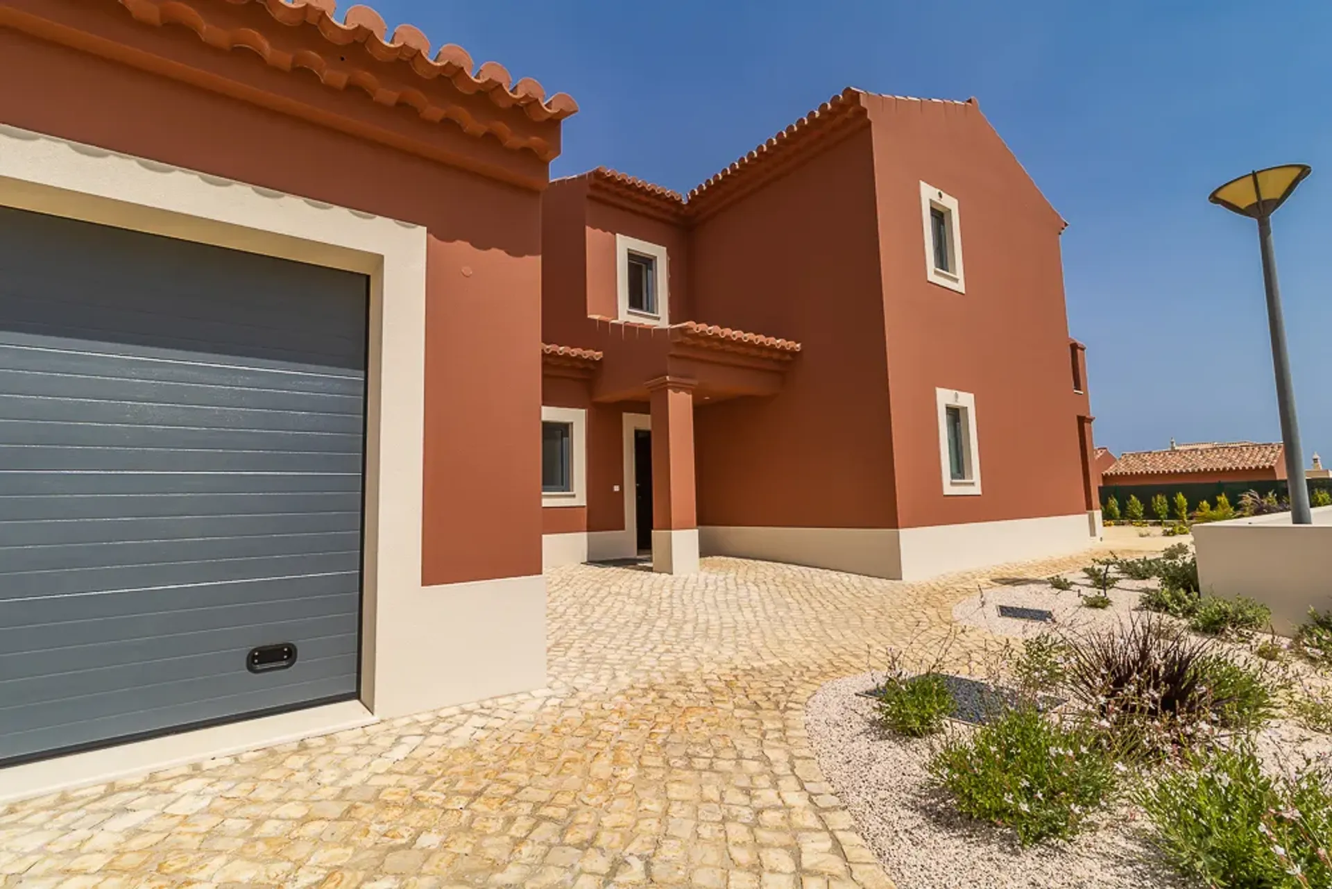 House in Praia da Luz, Faro District 10003865