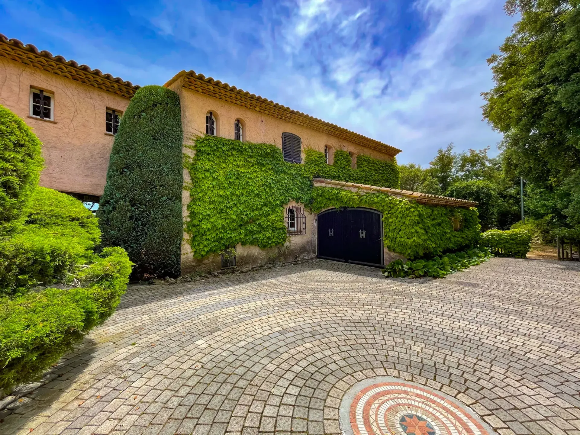 Hus i Mandelieu-la-Napoule, Provence-Alpes-Côte d'Azur 10003934