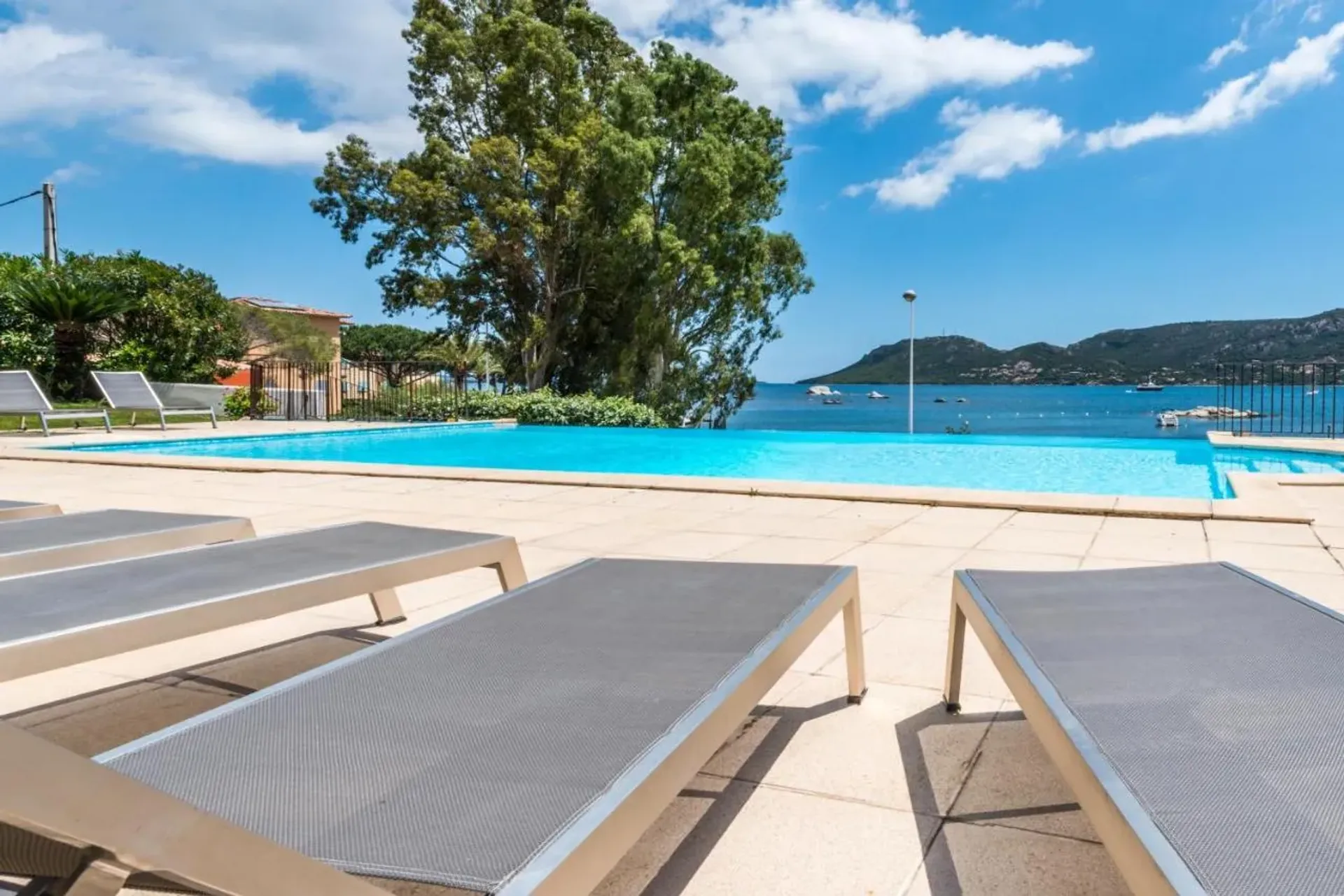 casa en Porto-Vecchio, Corsica 10004000