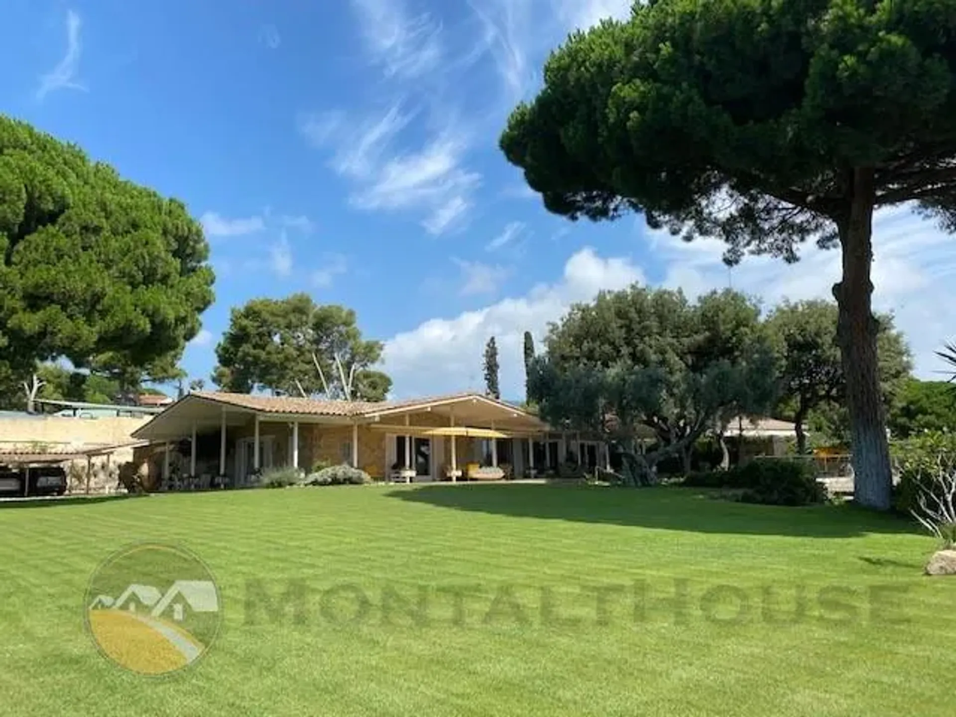 House in San Andres de Llevaneras, Catalonia 10004117